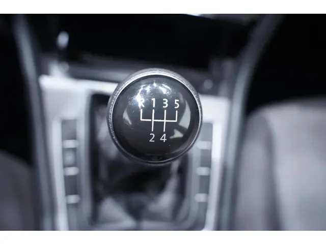 Volkswagen Golf 1.2 TSI Trendline 2013 Benzine 25