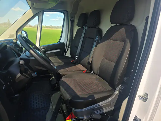 Opel Movano 2.2D 140 S&S L2H2 3.5T 2022 Diesel 19