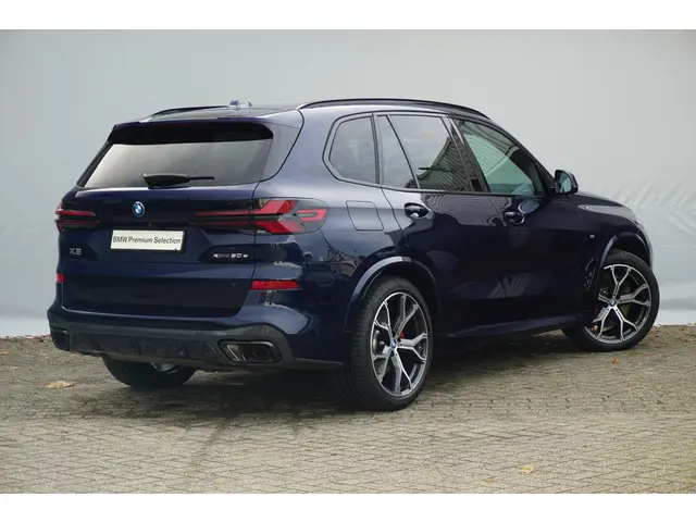 BMW X5 xDrive50e 2025 Hybride Benzine 2
