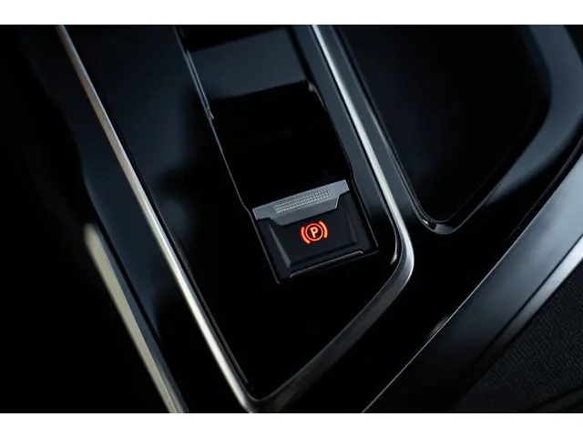 Peugeot 5008 GT 2024 Benzine 38