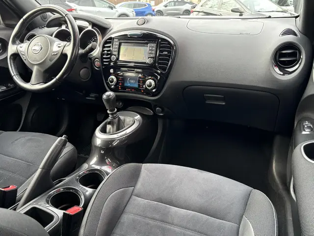 Nissan Juke DIG-T 115 MT N-Connecta 2018 Benzine 6