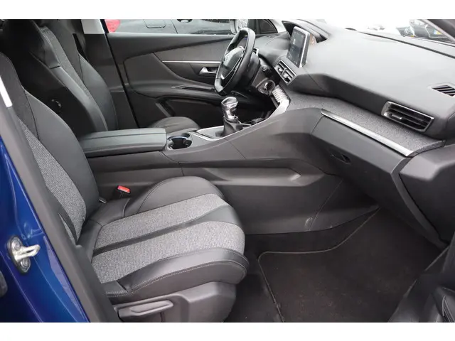 Peugeot 3008 1.2 PureTech Allure 2019 Benzine 10