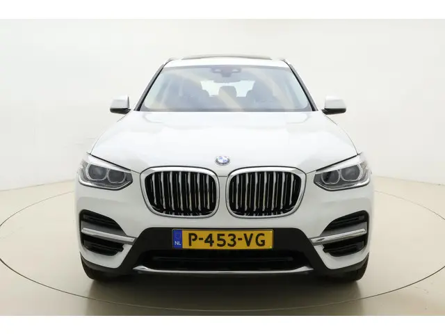 BMW X3 xDrive20i High Executive 2021 Benzine 6