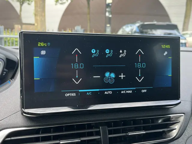 Peugeot 3008 1.6 HYbrid 225 GT 2023 Hybride Benzine 15