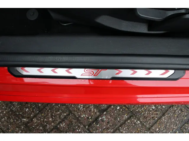 Ford Fiesta 1.6 ST1 2014 Benzine 18