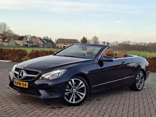 Mercedes-Benz E-Klasse Cabrio 400 Prestige 2015 Benzine 7