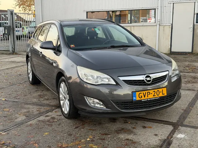 Opel Astra Sports Tourer 1.7 CDTi Selection 2012 Diesel