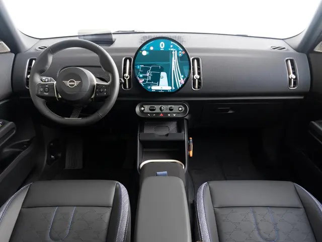 MINI Countryman C 2025 Benzine 7