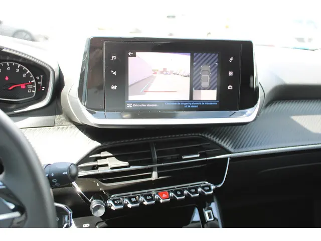 Peugeot 2008 1.2 PureTech Allure 2022 Benzine 21