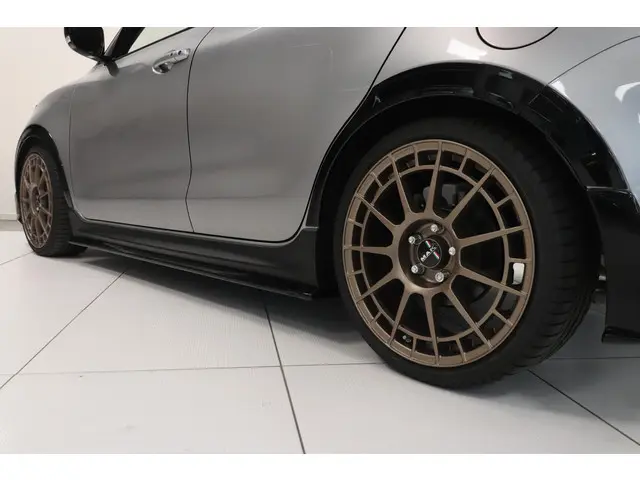 Suzuki Swift 1.4 Sport Smart Hybrid 2021 Benzine 16