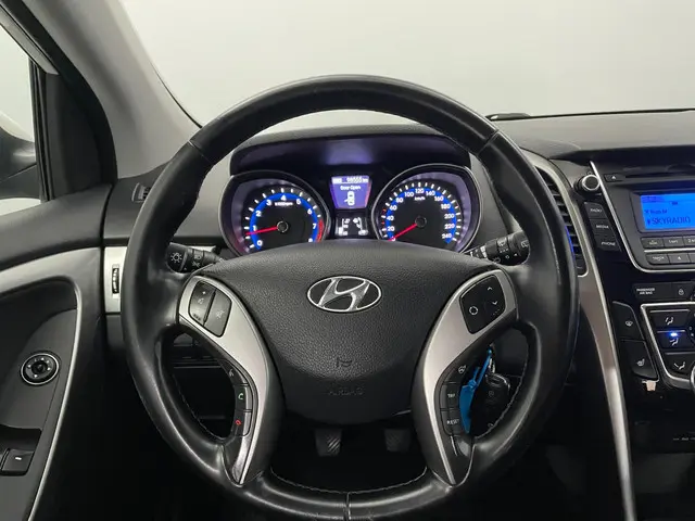 Hyundai i30 1.4 AIRCO PDC LMV 2014 Benzine 9