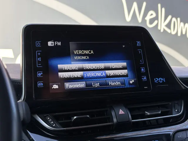 Toyota C-HR 1.2 Dynamic 2016 Benzine 19