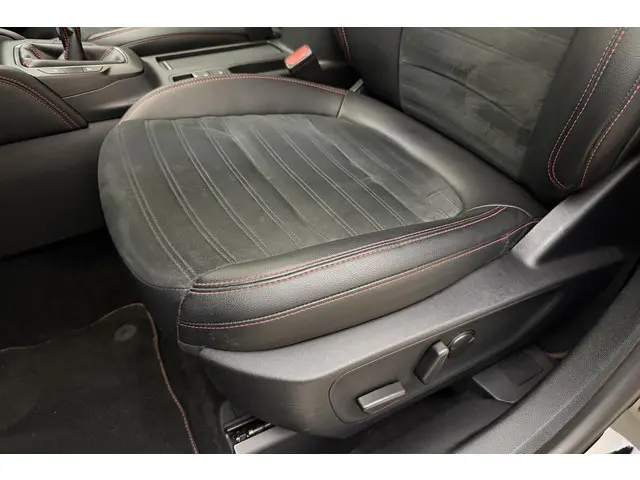 Ford Kuga 1.5 EcoBoost ST-Line X 2020 Benzine 34