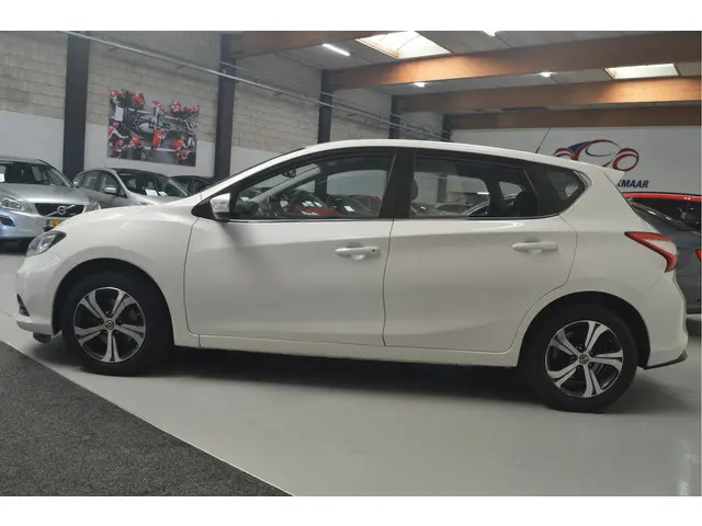 Nissan Pulsar 1.2 DIG-T Acenta 2015 Benzine 4