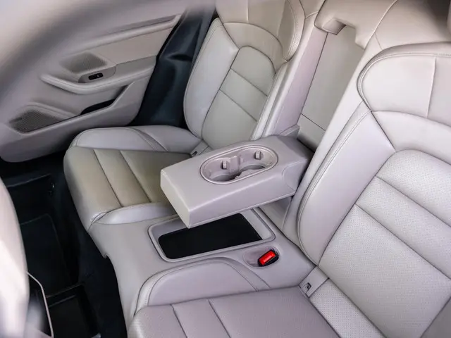 Porsche Taycan Sport Turismo 79 kWh 2022 Elektrisch 20