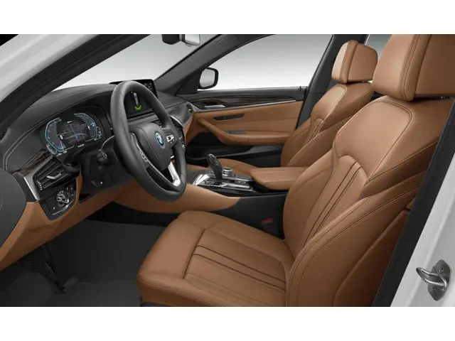 BMW 5 Serie Touring 530e 2021 Hybride Benzine 13