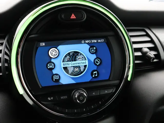 MINI 5-Deurs Cooper 2019 Benzine 16