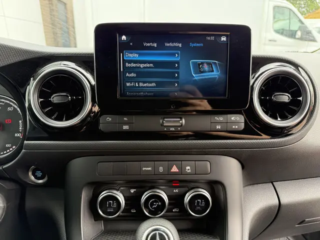 Mercedes-Benz eCitan 112 Pro 2023 Elektrisch 22