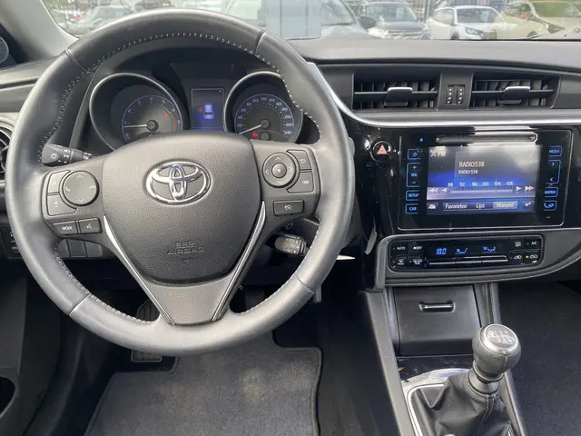 Toyota Auris 1.3 Aspiration 2016 Benzine 11