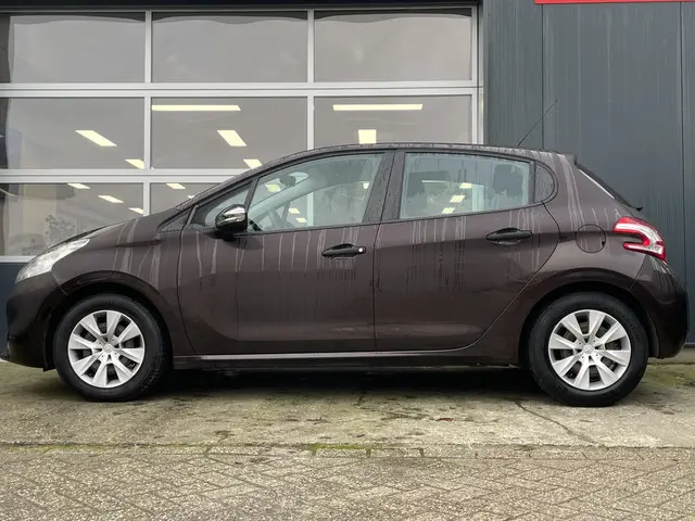 Peugeot 208 1.2 VTi Access 2013 Benzine 5