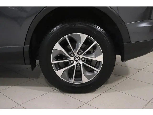 Toyota RAV4 2.5 Hybrid Energy, NAVI, 2019 Hybride Benzine 8