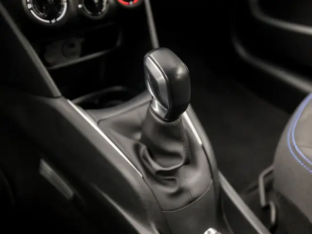 Peugeot 208 1.2 PureTech Sport 2019 Benzine 10