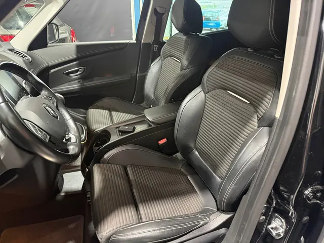 Renault Grand Scénic 1.3 TCe Bose 7p. 2019 Benzine 22