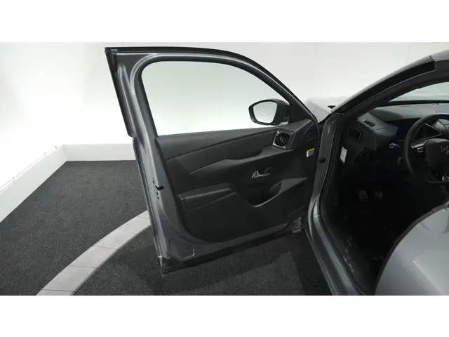 DS DS 3 Crossback PureTech 100 Montmartre 2022 Benzine 56