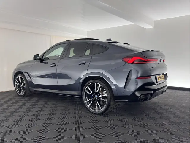 BMW X6 M50i High Executive M-Sportpack 2019 Benzine 4