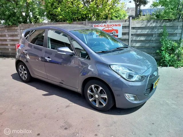 Hyundai ix20 1.6i Go! 2016 Benzine 2