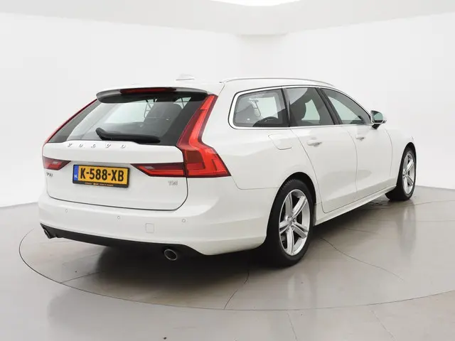 Volvo V90 2.0 T4 190 PK AUT. 2019 Benzine 2