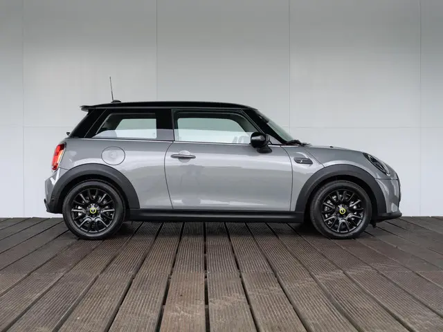 MINI Electric 3-deurs 2022 Elektrisch 4
