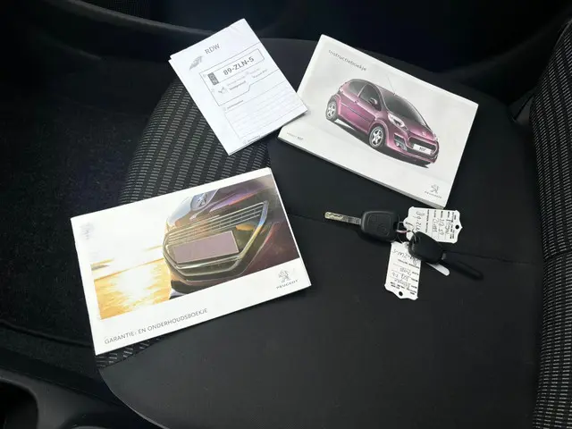 Peugeot 107 1.0 Active 2013 Benzine 9