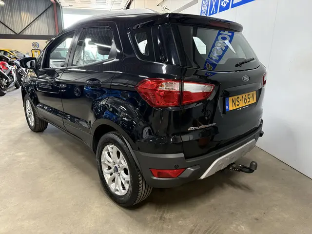 Ford EcoSport 2