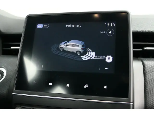 Renault Clio 1.0 TCe Intens 2020 Benzine 24