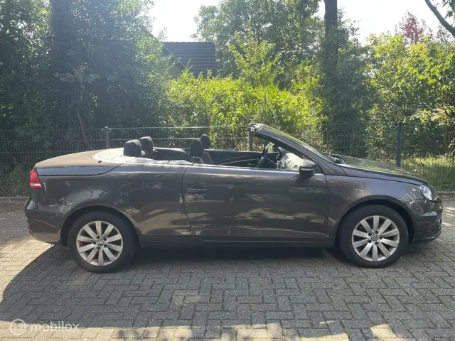 Volkswagen Eos 2014 180km airco/apk/nap/cruise 2014 Benzine 6