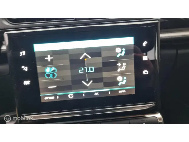 Citroën C3 1.2 PureTech Plus 2024 Benzine 20