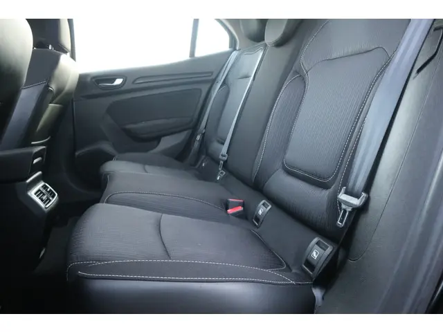 Renault Mégane 1.5 dCi Eco2 Zen 2017 Diesel 5