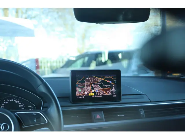 Audi A4 AVANT 35 TFSI AUT. SPORT LEASE ED. 2019 Benzine 44