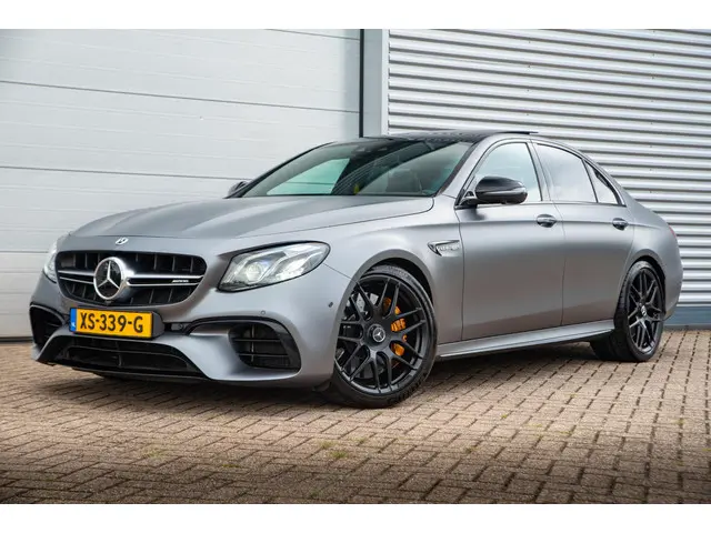 Mercedes-Benz E-Klasse AMG 63 S 4MATIC+ 2017 Benzine 30
