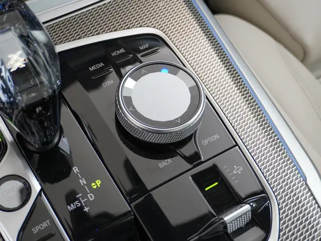 BMW X5 xDrive45e High Executive 2022 Hybride Benzine 49