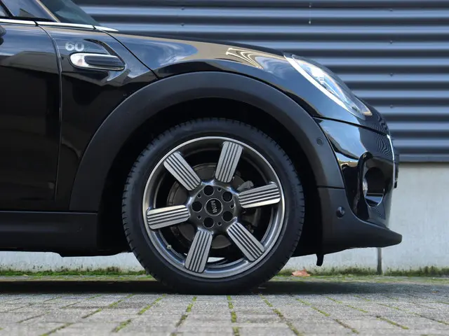 MINI 3-Deurs Cooper 2019 Benzine 6