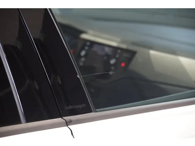 Volkswagen Polo 1.0 TSI Comfortline 2021 Benzine 39