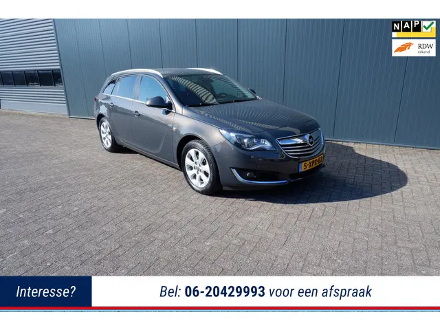 Opel Insignia Sports Tourer 1.6 T Business+ 2014 Benzine