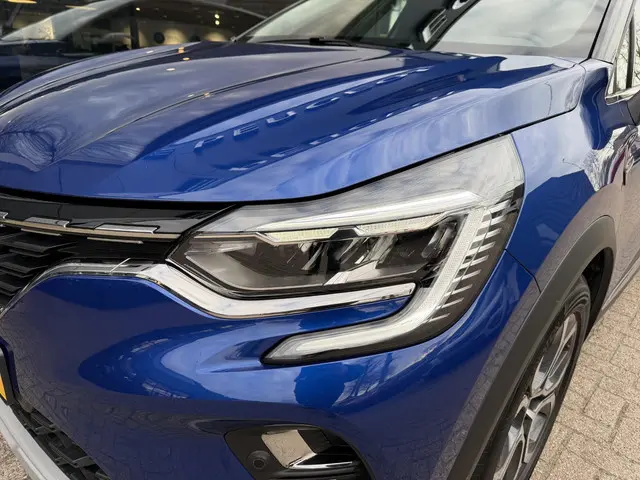 Renault Captur 1.3 TCe 140 PK Intens 2022 Benzine 37