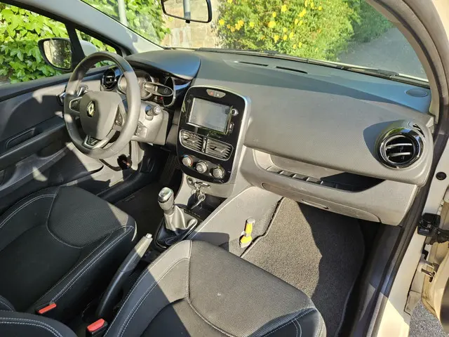 Renault Clio 0.9 TCe Zen 2017 Benzine 22