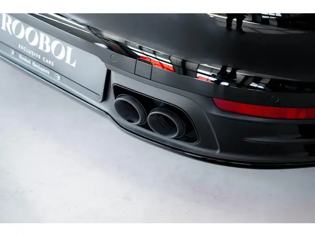Porsche 911 Carrera Cabriolet 2020 Benzine 12