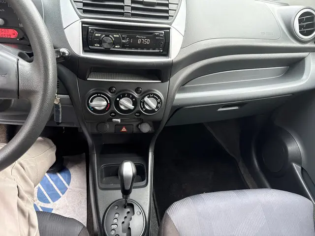 Suzuki Alto 1.0 Comfort VVT 2013 Benzine 12