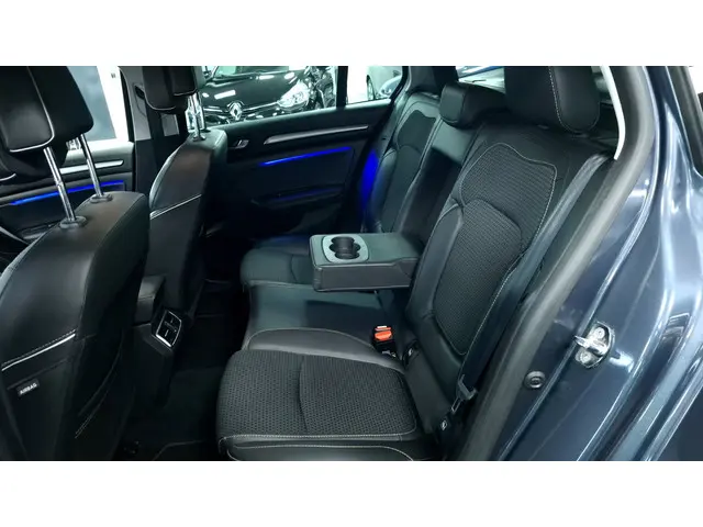 Renault Mégane Estate 1.3 TCe Bose 2018 Benzine 23