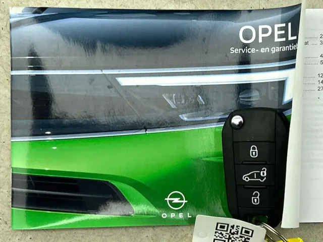 Opel Combo 1.5D L1H1 130pk Automaat Edition 2023 Diesel 30